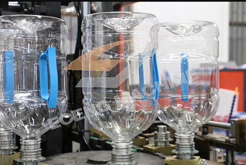 Автомат выдува ПЭТ YCQ-10L-1